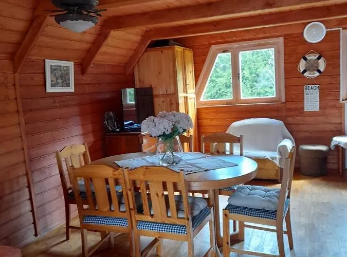 Semesterbostad Domki U Bartka I Moni Sasino